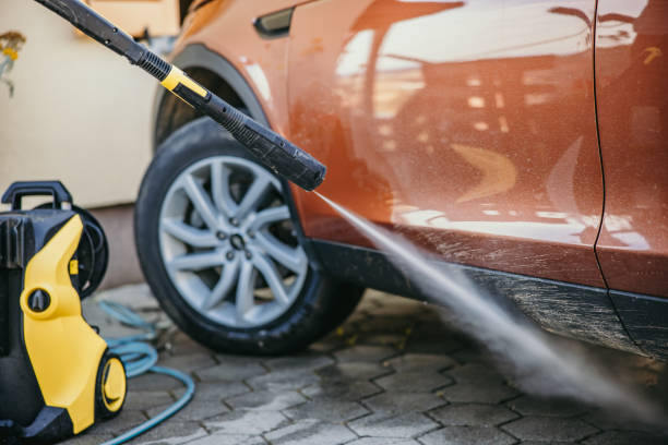 Pressure Washing Brick in Cloverleaf, TX